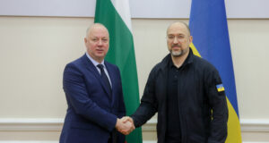 Украинският премиер поздрави Росен Желязков за избирането му за министър-председател на България