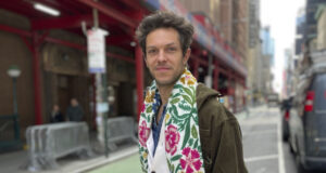 Френският диригент Рафаел Пишон прави дълго отлаган дебют в Ню Йорк на 40-годишна възраст