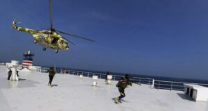 Хусите освободиха екипажа на кораба "Галакси Лийдър", съобщи телевизията на йеменските бунтовници