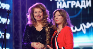 Цвети Радева от програма "Хоризонт" на БНР е носителят на Голямата награда "Сирак Скитник" за 2024 г.