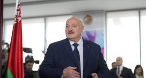 Централната избирателна комисия на Беларус потвърди, че Александър Лукашенко е преизбран за президент