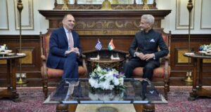 АНА-МПА: Гръцкият външен министър Герапетритис се срещна с индийския си колега в Ню Делхи тази седмица