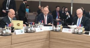 АНА-МПА: Хуманитарната помощ и възстановяването на институциите в Сирия е приоритет, заяви гръцкият външен министър Герапетритис