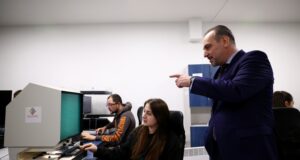 Административна намеса в пазарна икономика никога не дава положителен резултат, каза за БТА Добри Митрев, председател на БСК, относно мерките за цените на храните