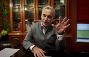 Калин Джорджеску.