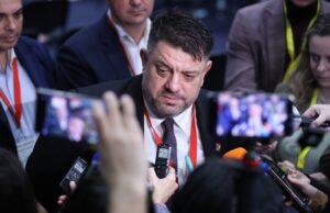 БСП вече ще бъде колективна партия, председателят ще бъде пръв между равни, заяви новоизбраният председател Атанас Зафиров