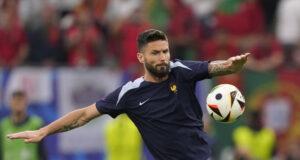 Бившият френски футболен национал Оливие Жиру е обран в САЩ