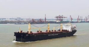 Българите на борда на кораба "Вежен" са в добро здравословно състояние и кондиция, съобщиха от МВнР