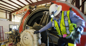 Възраждането на ядрената енергетика поставя урана в центъра на вниманието, сочи анализ на Ройтерс