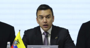 Даниел Нобоа се очаква да триумфира в президентската надпревара в Еквадор с обещание за сигурност