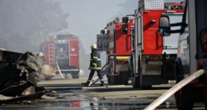 Двама души са пострадали при пожари през изминалото денонощие