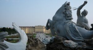 Дворецът Шьонбрун във Виена е отличен за най-добра европейска филмова локация