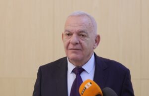 Днес е паметен ден за свързаността между България и Румъния, каза в Олтеница посланикът на България в Румъния Радко Влайков