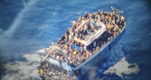 Доклад на гръцкия омбудсман разкрива нарушения на бреговата охрана при едно от най-смъртоносните корабокрушения през 2023 г.