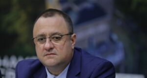 Загубата на средства в МРРБ не се дължи на бездействие, имаме 15 месеца закъснение по всички срокове за санирането, каза министър Иван Иванов