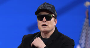 Илон Мъск реагира на задържането на бившия кандидат за президент на Румъния Калин Джорджеску