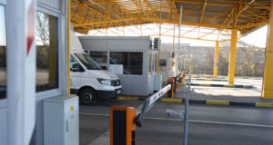 Интензивно е движението за товарни автомобили на граничния пункт „Лесово“