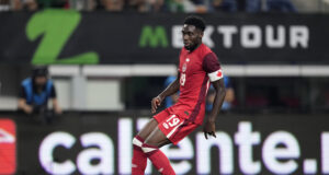 Канадският футболен национал Алфонсо Дейвис удължи договора си с Байерн (Мюнхен) до 2030-а година