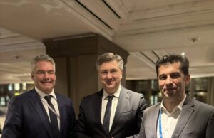 Кирил Петков