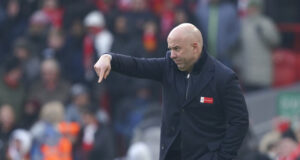 Ливърпул няма да си помогне с нищо, ако следи резултатите на другите отбори повече от собствената си игра