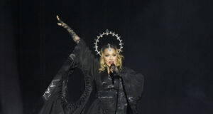 Мадона разкритикува Тръмп, че се е нарекъл "крал"