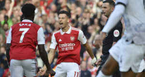 Мениджърът на Арсенал Микел Артета се надява Букайо Сака и Габриел Мартинели да се върнат в тима след паузата за националните отбори