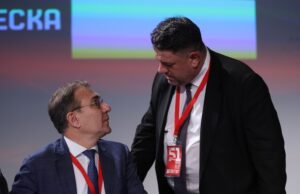 ОБНОВЕНА Атанас Зафиров и Борислав Гуцанов отиват на балотаж за председател на БСП