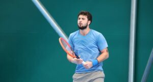 ОБНОВЕНА Вардан Манукян спечели две титли при мъжете на Държавното първенство по тенис в зала