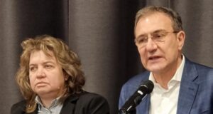 ОБНОВЕНА Няма да има повишаване на налозите, нито орязване на социалните придобивки, каза в Бургас министър Борислав Гуцанов