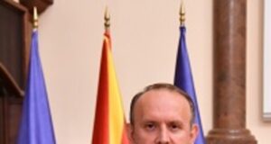 Председателят на парламента на Северна Македония е получил заплашителен мейл, свързан с включването на българите в конституцията