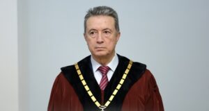 Предстои Конституционният съд да приеме последните експертизи по делото за изборите, коментира съдия Янаки Стоилов