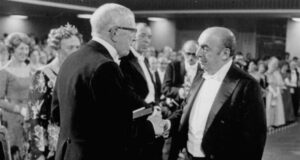 Противоречивата смърт на чилийския поет 12 дни след идването на власт на военната хунта на Пиночет през 1973 г., продължава да вълнува света десетилетия по-късно
                                                                                                Чилийски съд постановява на 9 февруари 2013 г. тленните останки на нобеловия лауреат Пабло Неруда да бъдат ексхумирани