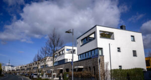 Разрешителните за строеж на жилищни сгради в Германия спадат до най-ниско равнище от 2010 г., отчита "Дестатис"