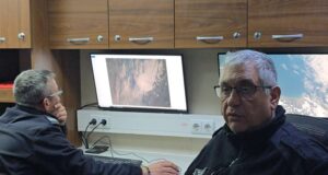 С помощта на лабораторията EnduroSat на борда на НИК 421 бяха обсъдени възможностите за преминаване през пролива Дрейк на път към дома