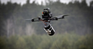 Седем руски летища временно спряха полетите на фона на нападения на украински дронове