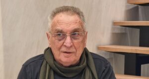 Сп. ЛИК посвети брой на 90-годишнината на БНР
                                                                                                Владимир Перев от Скопие: Радио Благоевград беше пътят към едно желано пространство, с което ние тепърва се запознавахме, а България се запознаваше с нас