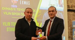 Станимир Стоилов беше избран за треньор на годината в Измир в анкета на местните журналисти