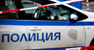 22-годишно момиче намушка с нож хора до входа на Южния парк в София посред бял ден