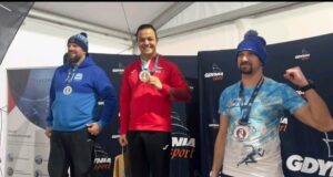 Трето злато за Цанко Цанков на Световната купа по зимно плуване в Балтийско море