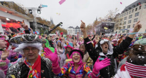 Участниците в германски карнавални шествия ще могат да гласуват на изборите в Германия, дегизирани с карнавалните си костюми