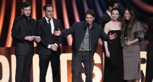 Филмът "Анора" триумфира на наградите "Независим дух"