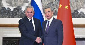 Шойгу пристигна в Пекин