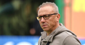 "Може би справедливо разделихме точките", заяви след равенството със Славия треньорът на Черно море Илиан Илиев