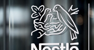 "Нестле" закрива един и продава друг от заводите си в Германия