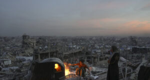 АКТУАЛИЗИРАНА 2
                                                                                                220 са вече жертвите на израелските удри по ивицата Газа, съобщава местна организация