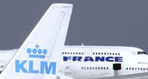 Акциите на "Ер Франс - Ка Ел Ем" поскъпват до петгодишен връх след по-висока от очакваното печалба за 2024 г.