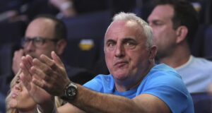 Бащата на баскетболната звезда Лука Дончич смята, че синът му все още има дълъг път, за да достигне нивото на легендата Дражен Петрович