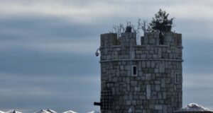 България между зони за елитарен туризъм и ваучери за здравна почивка