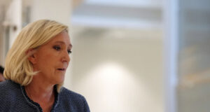 Висшият съдебен съвет на Франция заяви, че заплахите срещу магистрати след присъдата на Льо Пен са неприемливи