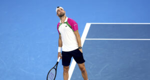 Григор Димитров е полуфиналист на Мастърс турнира в Маями след драматичен успех над Франсиско Серундоло